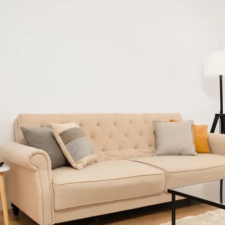 2eb- Beautifully Designed In The Heart Of The City, Bright, Stylish And Inviting Lisboa